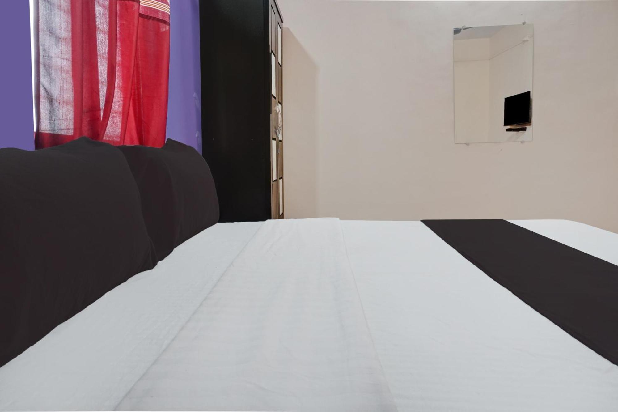 Hotel O Sky 7 Lodge Pimpalwandi Zewnętrze zdjęcie