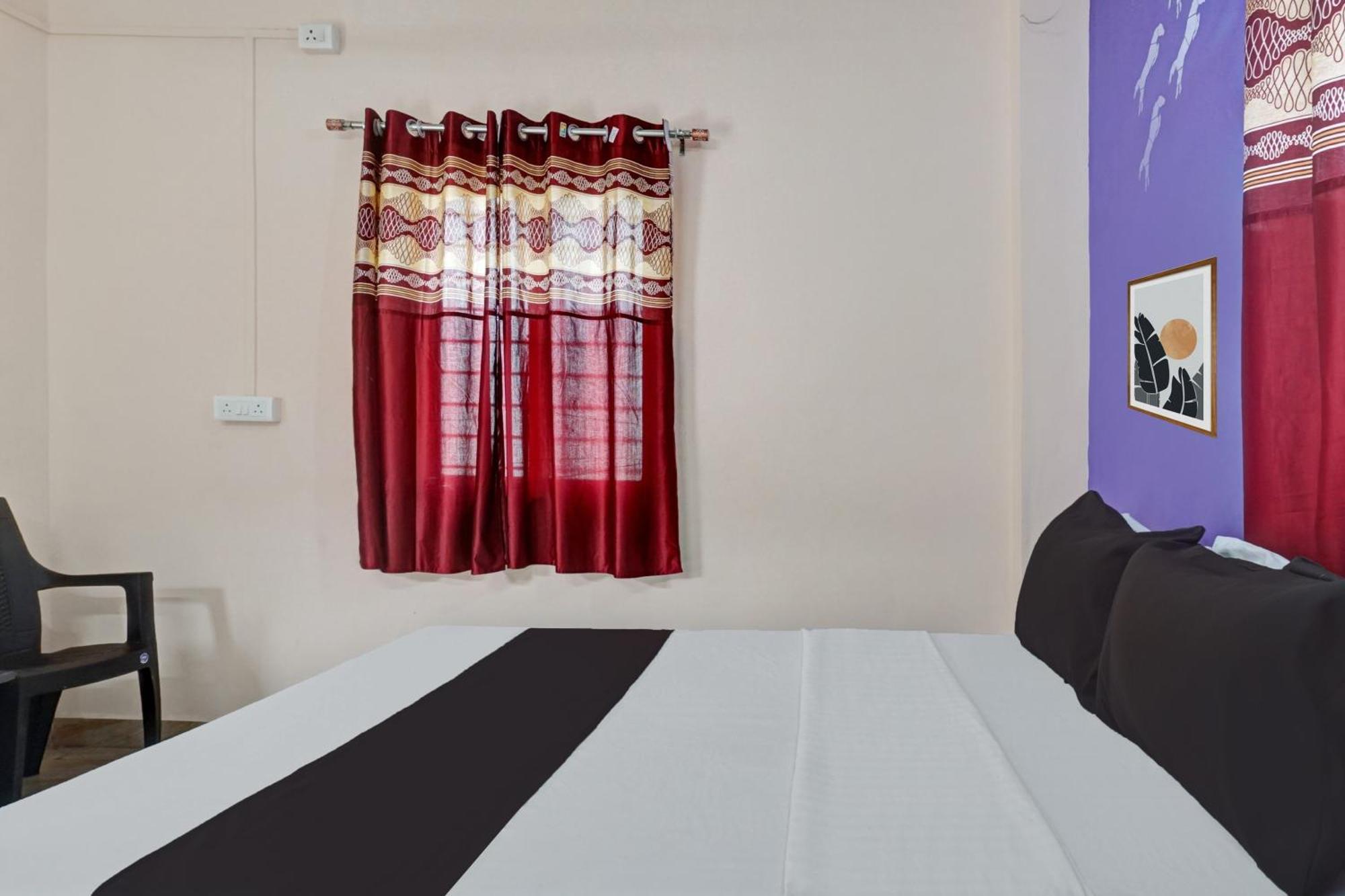 Hotel O Sky 7 Lodge Pimpalwandi Zewnętrze zdjęcie