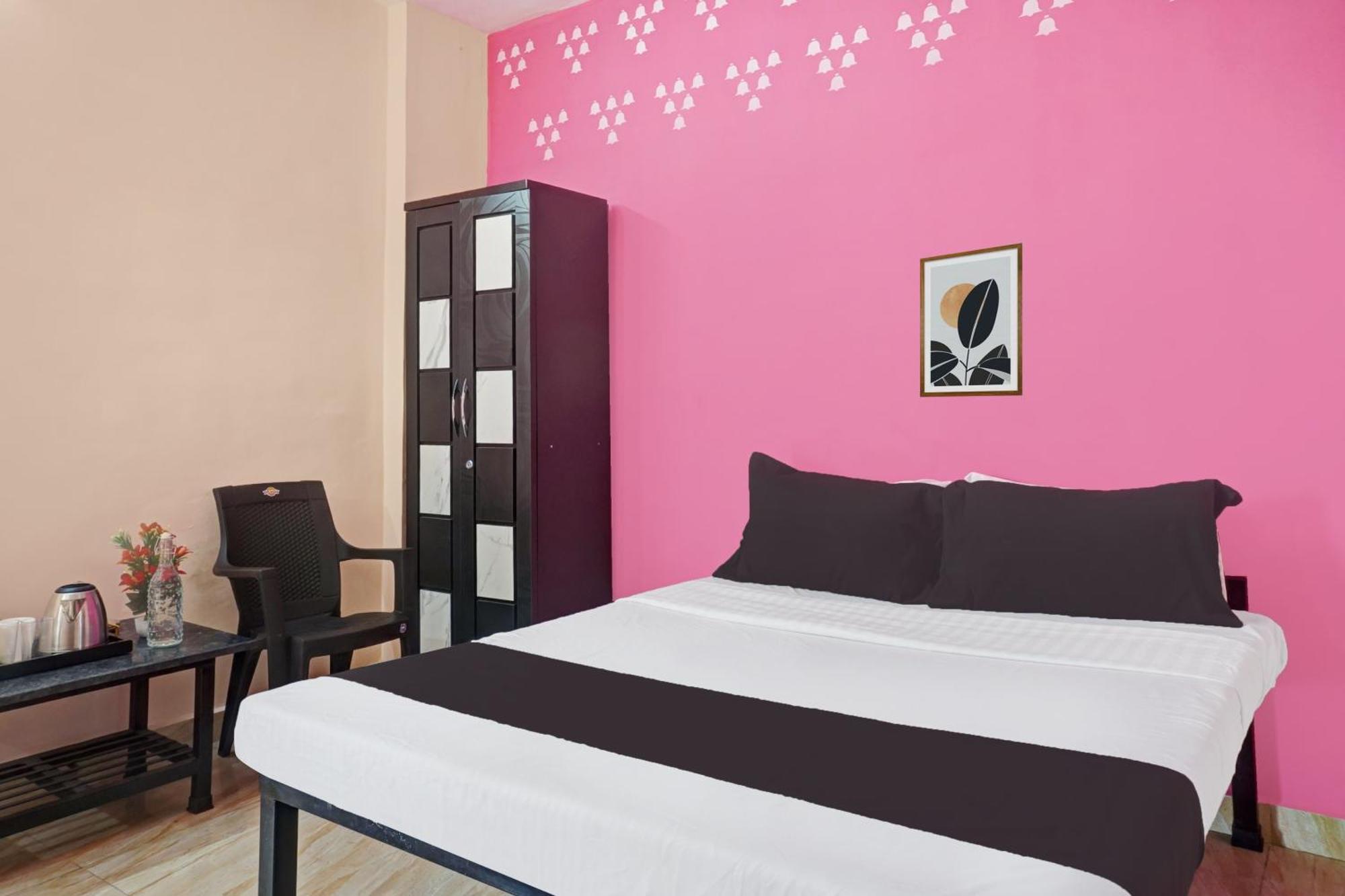 Hotel O Sky 7 Lodge Pimpalwandi Zewnętrze zdjęcie