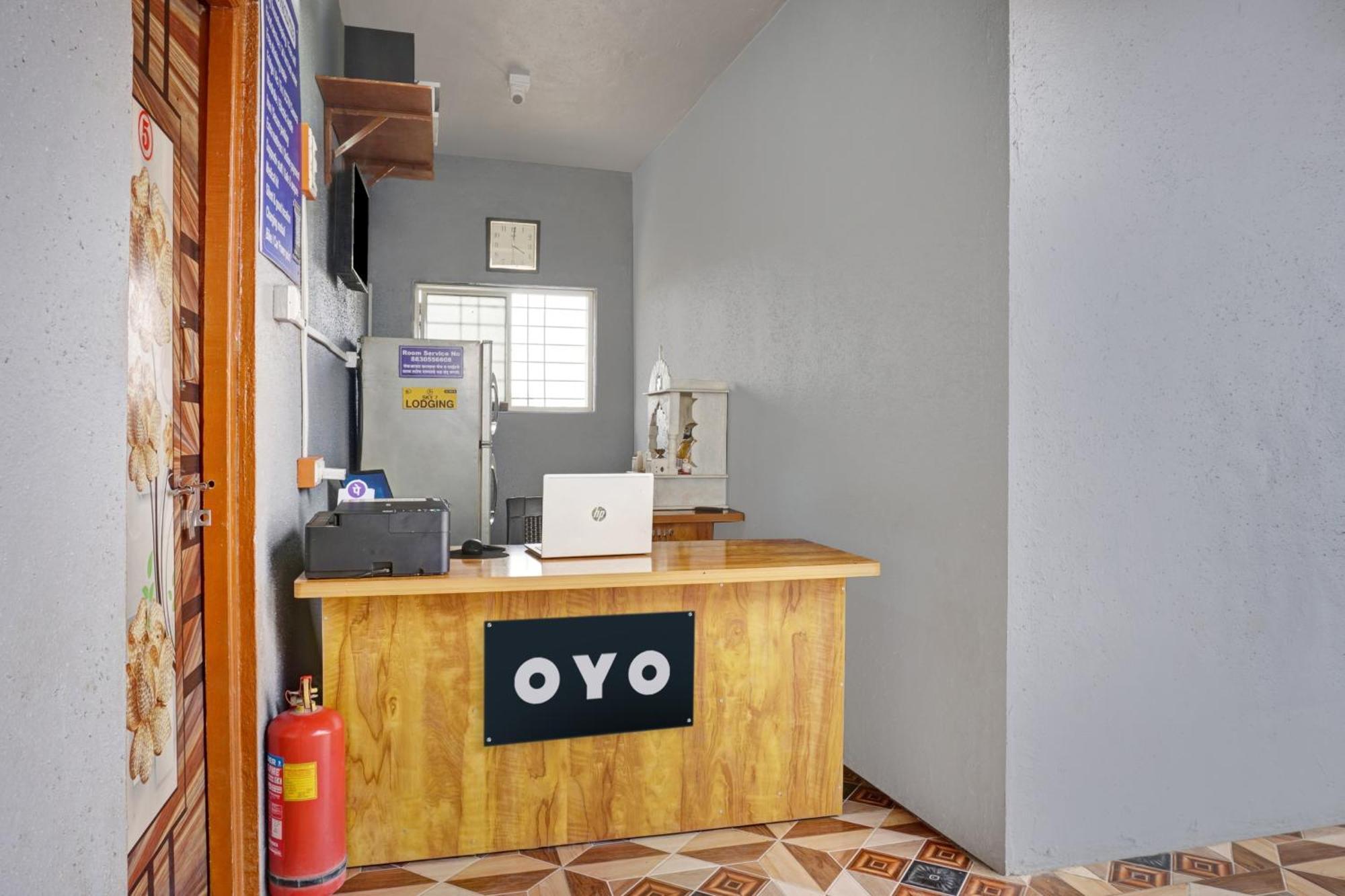 Hotel O Sky 7 Lodge Pimpalwandi Zewnętrze zdjęcie